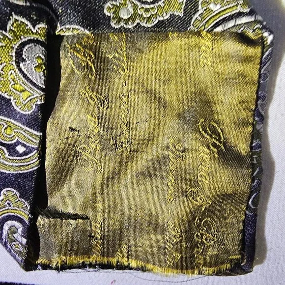 Piera & Bruna 100% Silk Black and Gold Paisley Neck Tie Made In ITALY - Picture 8 of 9